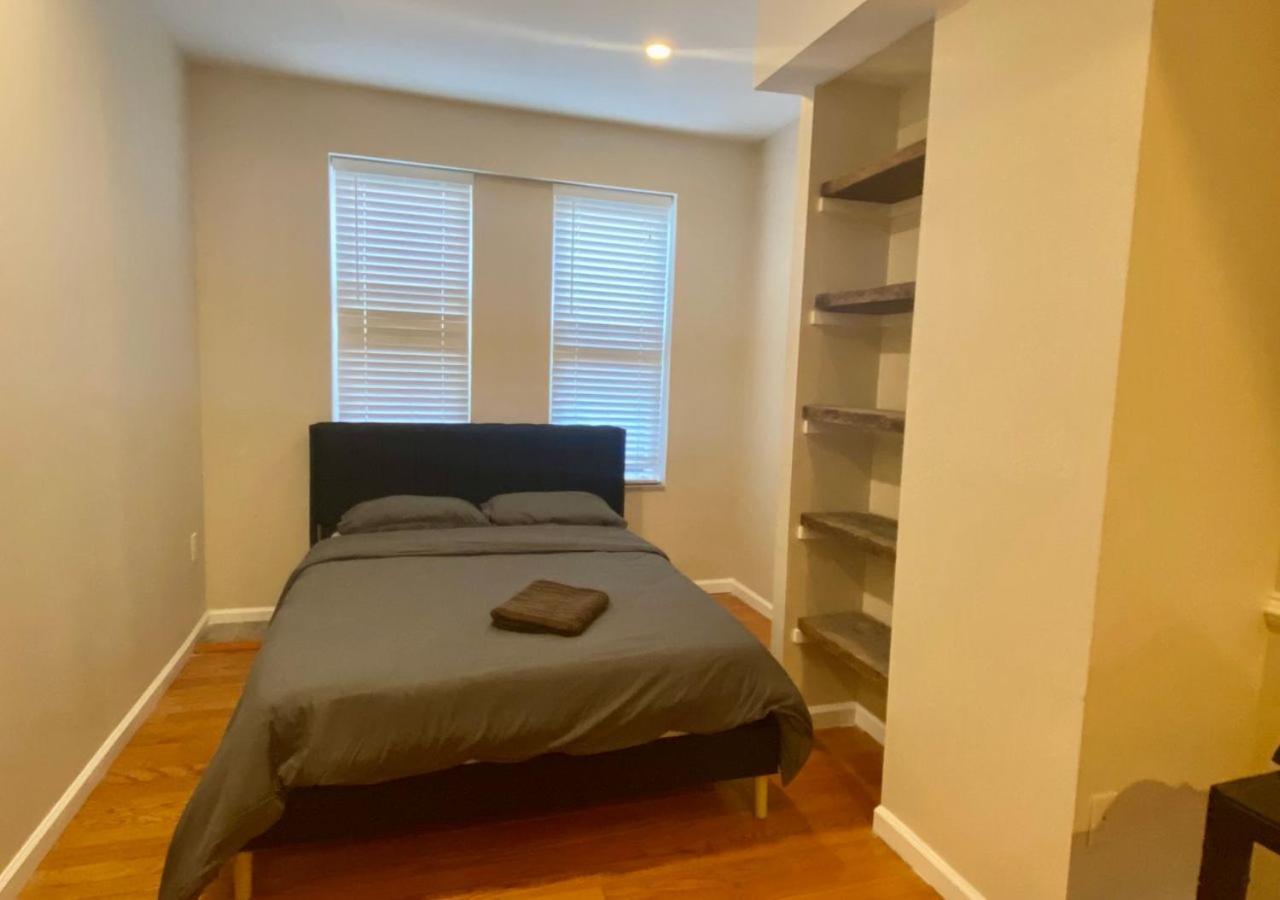 פילדלפיה Historic Townhouse Oasis With En-Suite Bathroom מראה חיצוני תמונה