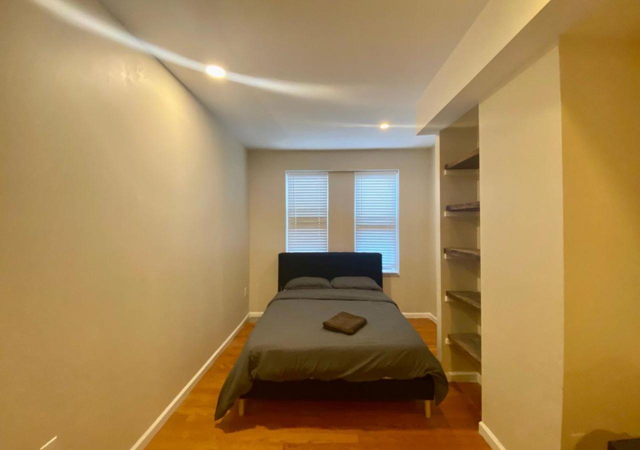 פילדלפיה Historic Townhouse Oasis With En-Suite Bathroom מראה חיצוני תמונה