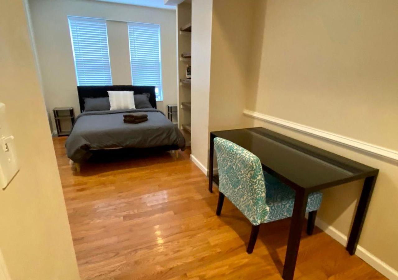 פילדלפיה Historic Townhouse Oasis With En-Suite Bathroom מראה חיצוני תמונה